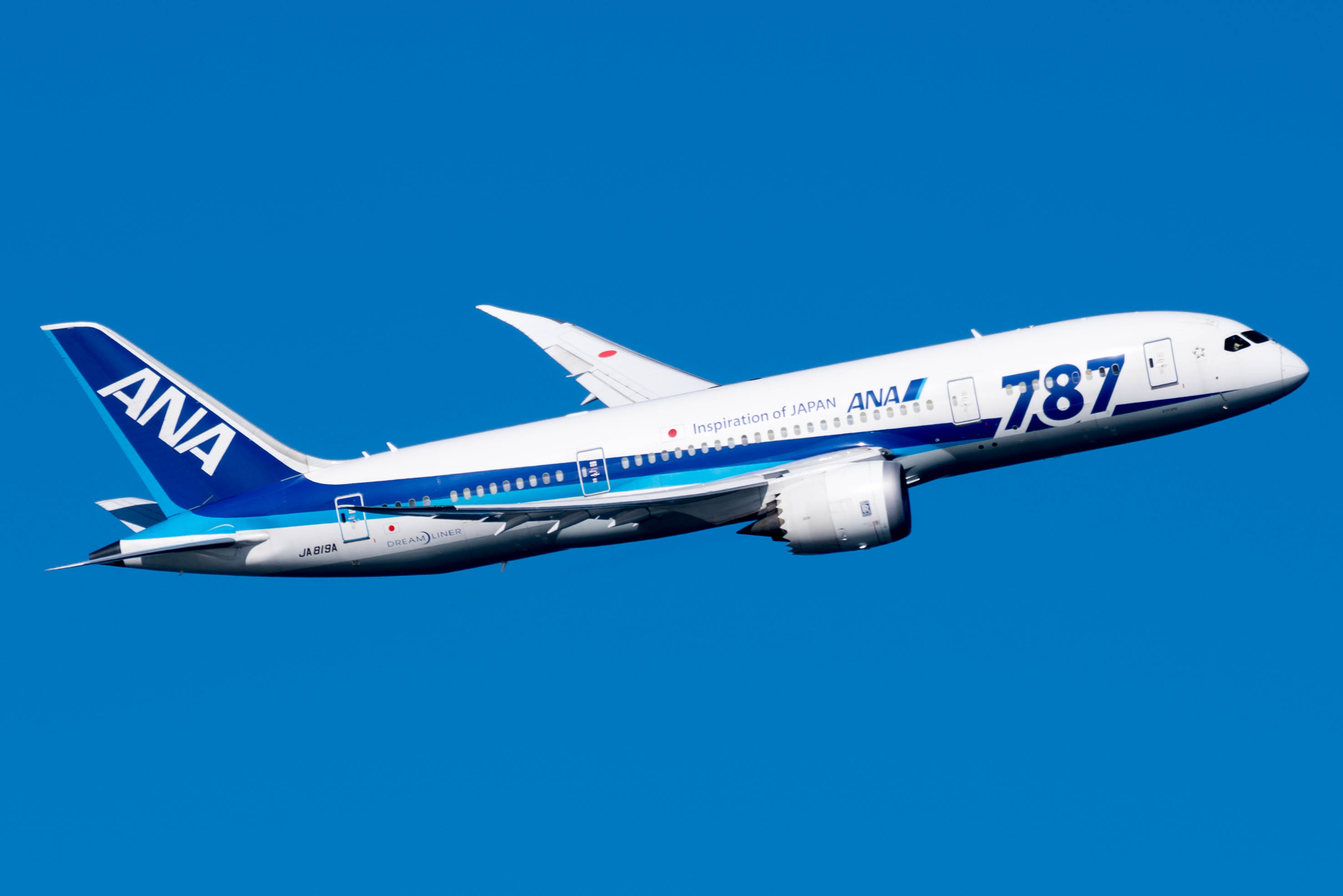 All_Nippon_Airways_Boeing_787-8_(JA819A)_at_Tokyo_Haneda_Airport.jpg